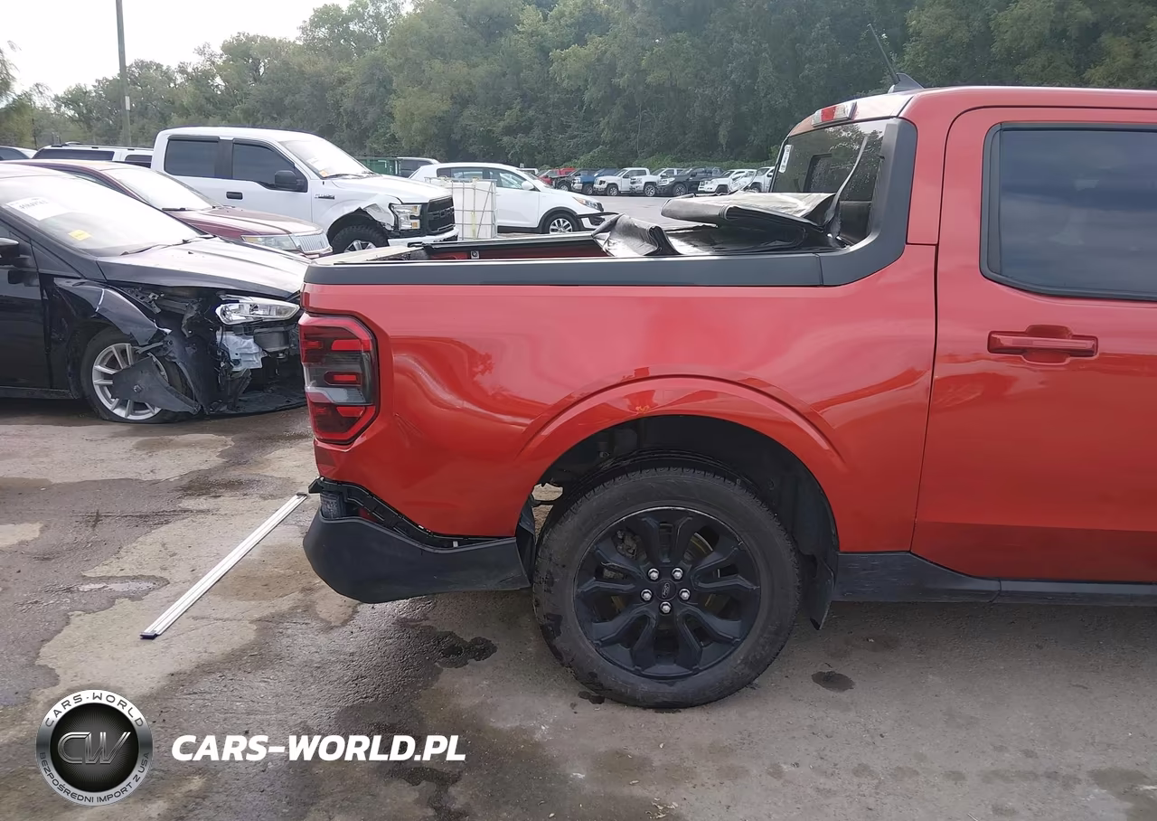 2023 Ford Maverick Lariat VIN:3FTTW8F93PRA25694 - 18