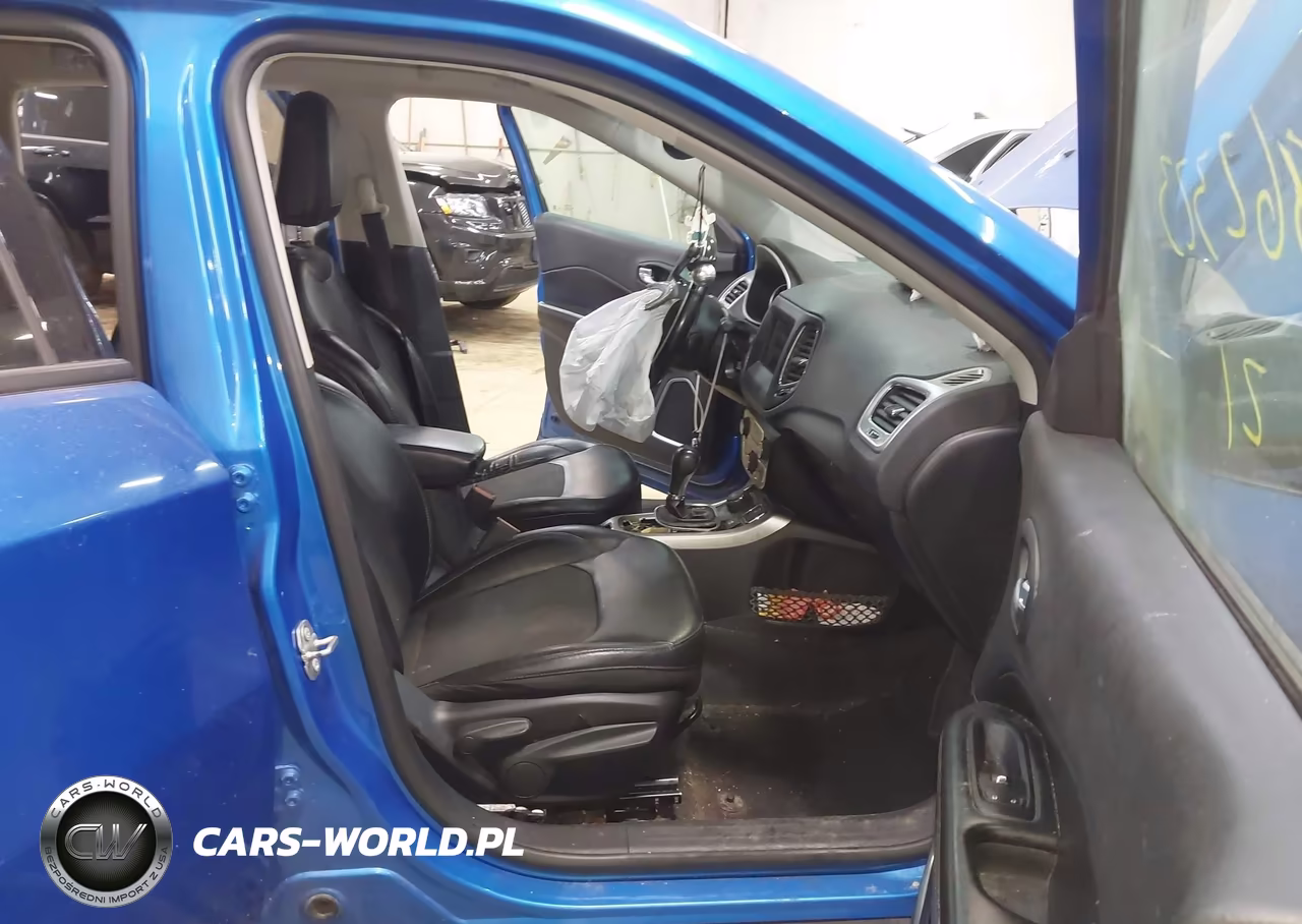 2021 Jeep Compass Latitude VIN:3C4NJDBB5MT516145 - 5