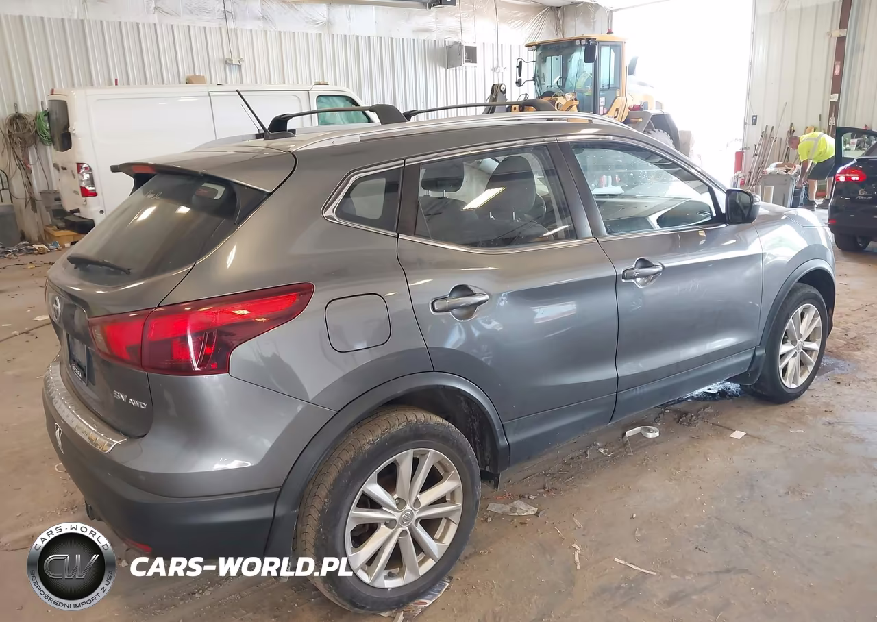 2018 Nissan Rogue Sport Sv VIN:JN1BJ1CR0JW288108 - 4