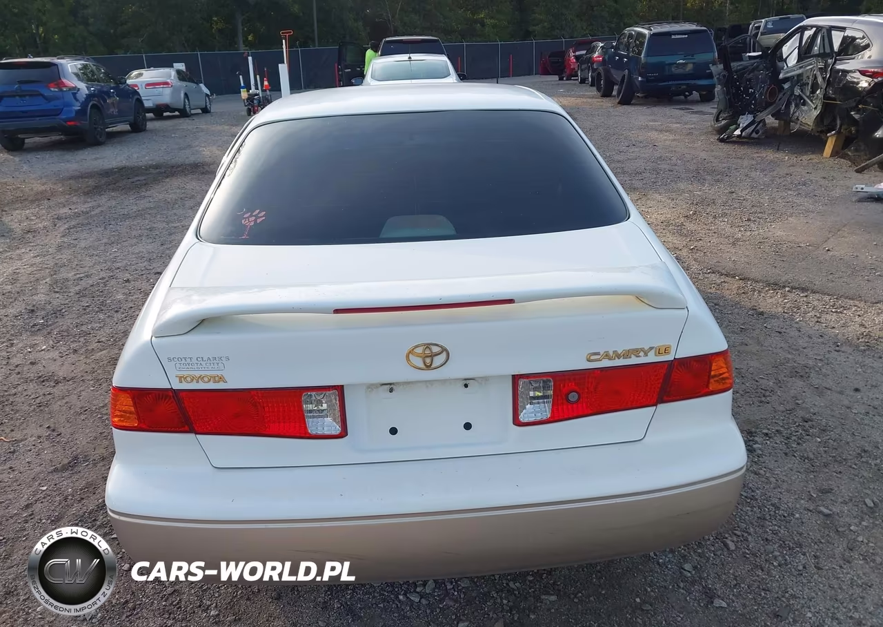 2000 Toyota Camry Le VIN:4T1BG22K0YU972177 - 16