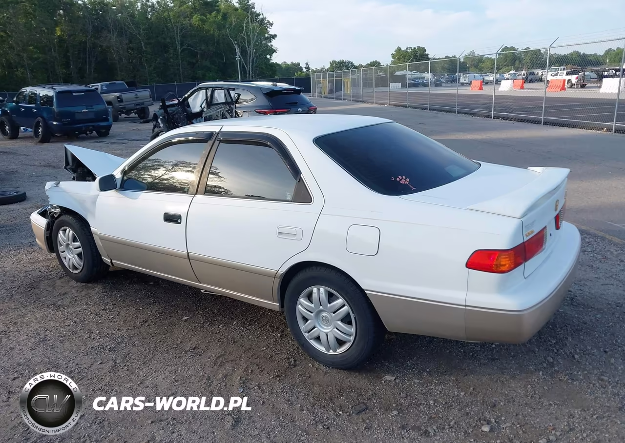 2000 Toyota Camry Le VIN:4T1BG22K0YU972177 - 3