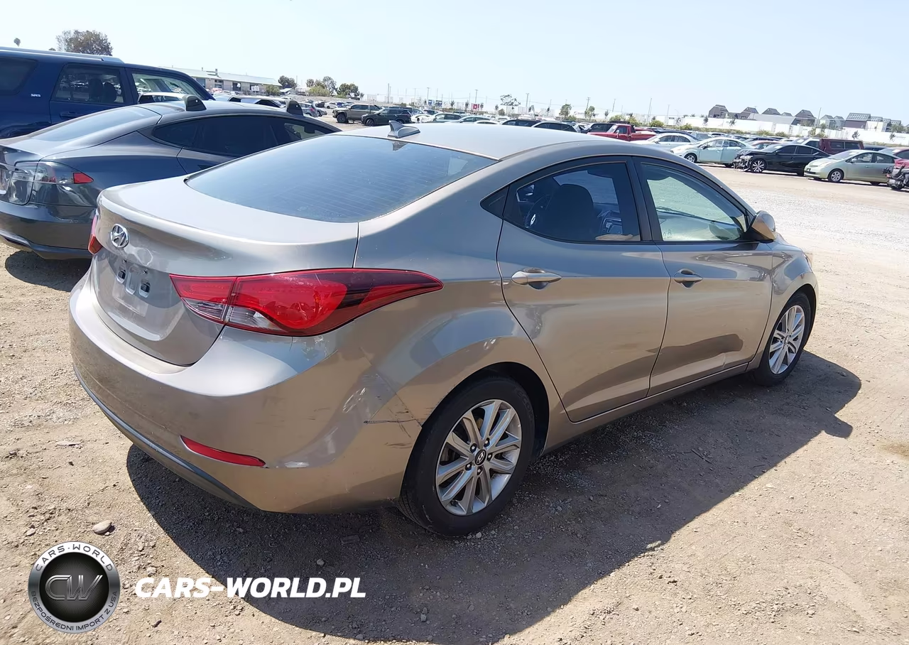 2016 Hyundai Elantra Se VIN:5NPDH4AE2GH656693 - 4