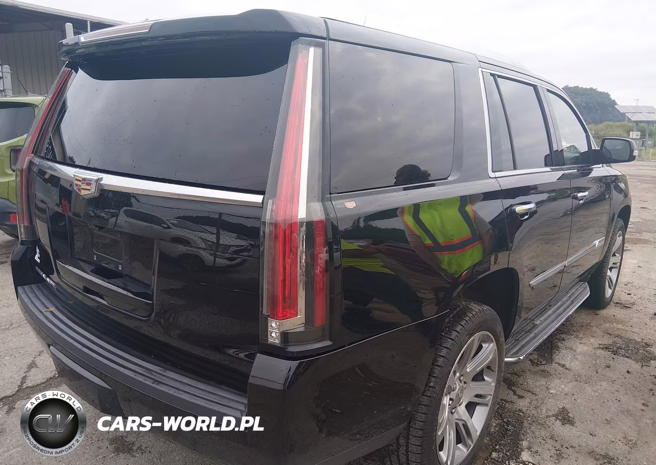 2017 Cadillac Escalade Luxury VIN:1GYS4BKJ6HR239164 - 4
