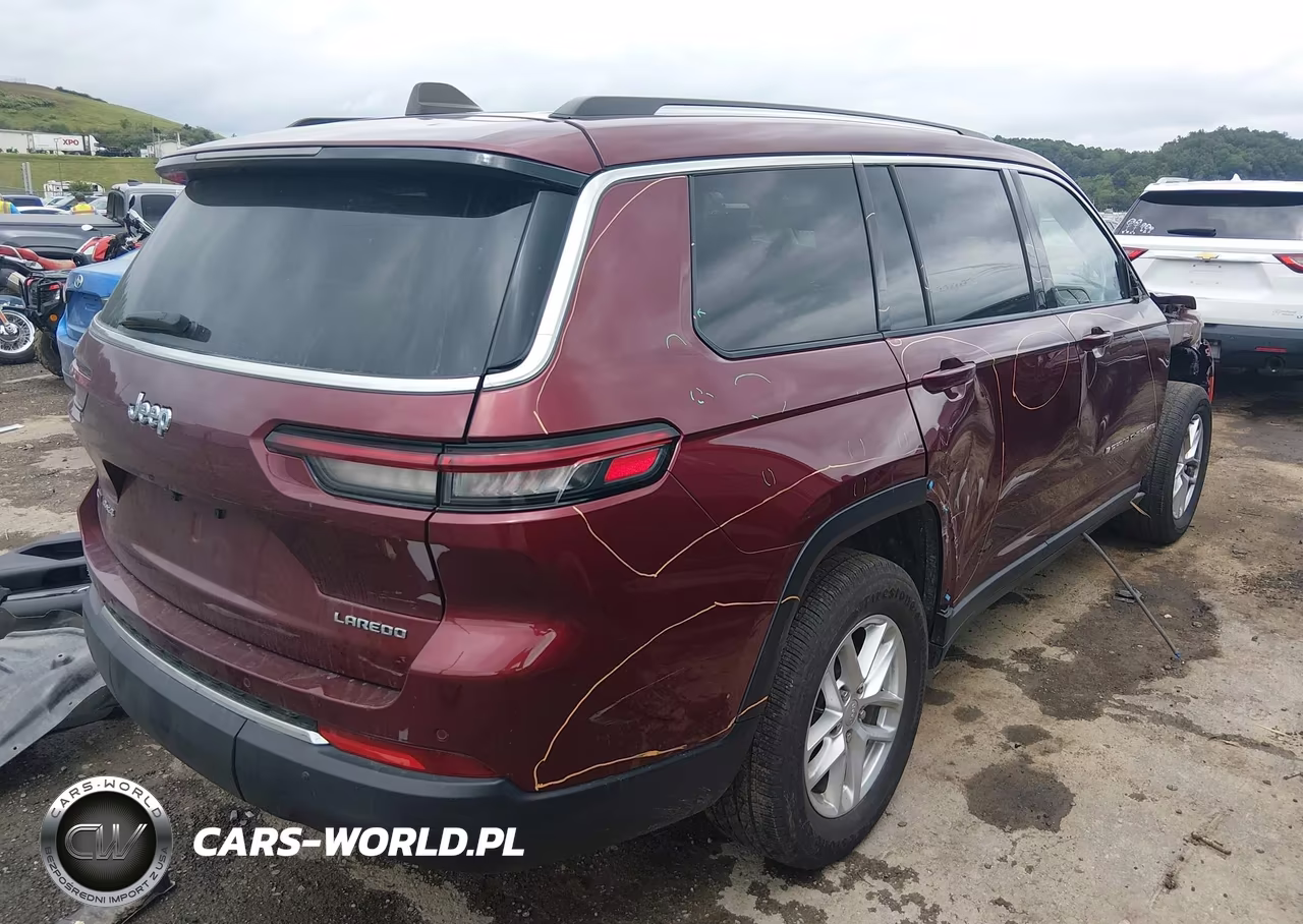 2023 Jeep Grand Cherokee L Laredo 4X4 VIN:1C4RJKAG4P8708453 - 4