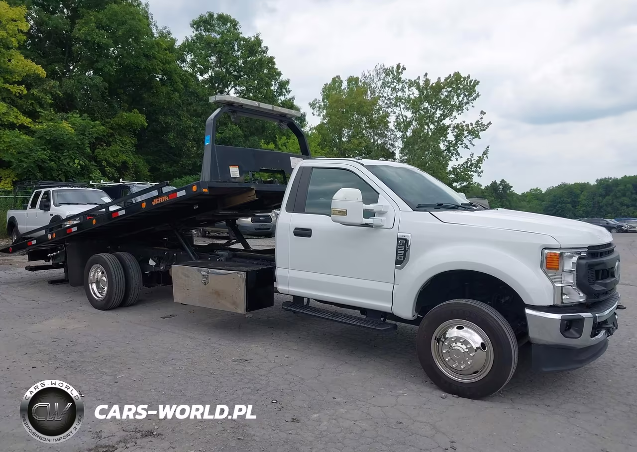 2022 Ford F-550 Chassis Xlt VIN:1FDUF5GN6NDA14673 - 17
