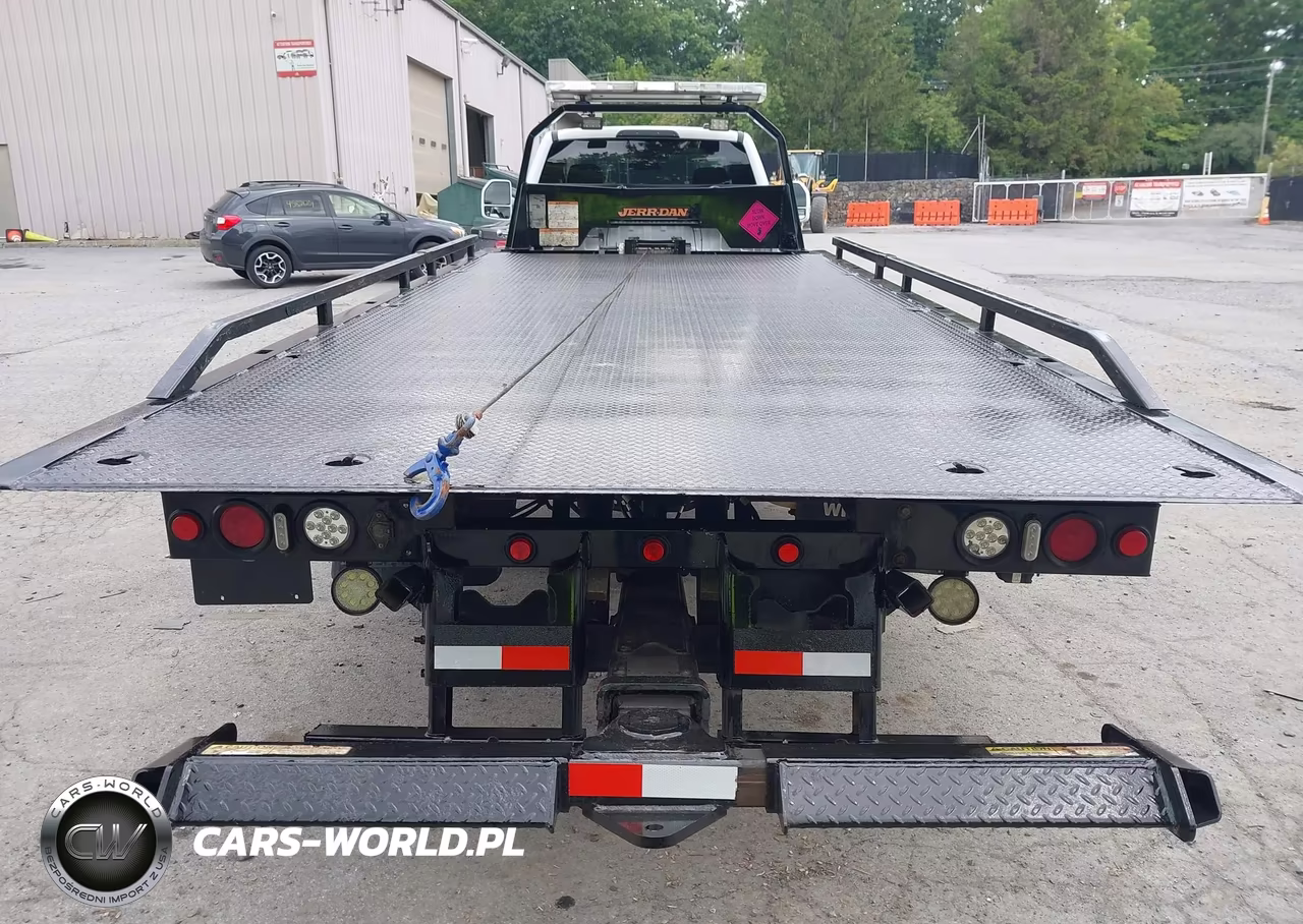 2022 Ford F-550 Chassis Xlt VIN:1FDUF5GN6NDA14673 - 18