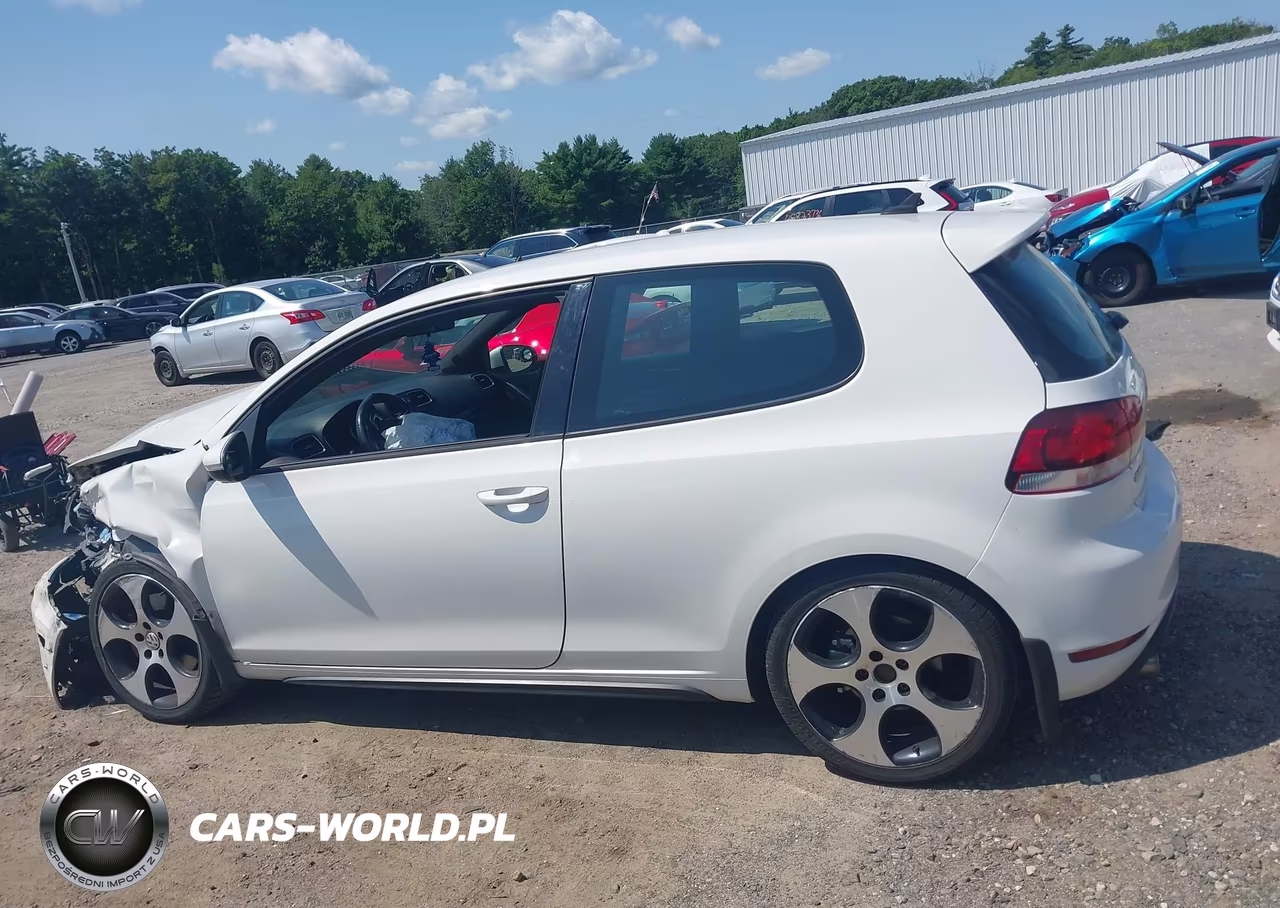 2013 Volkswagen Gti 2-Door VIN:WVWFD7AJ9DW123023 - 14