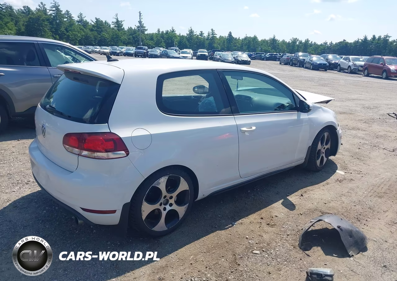 2013 Volkswagen Gti 2-Door VIN:WVWFD7AJ9DW123023 - 4