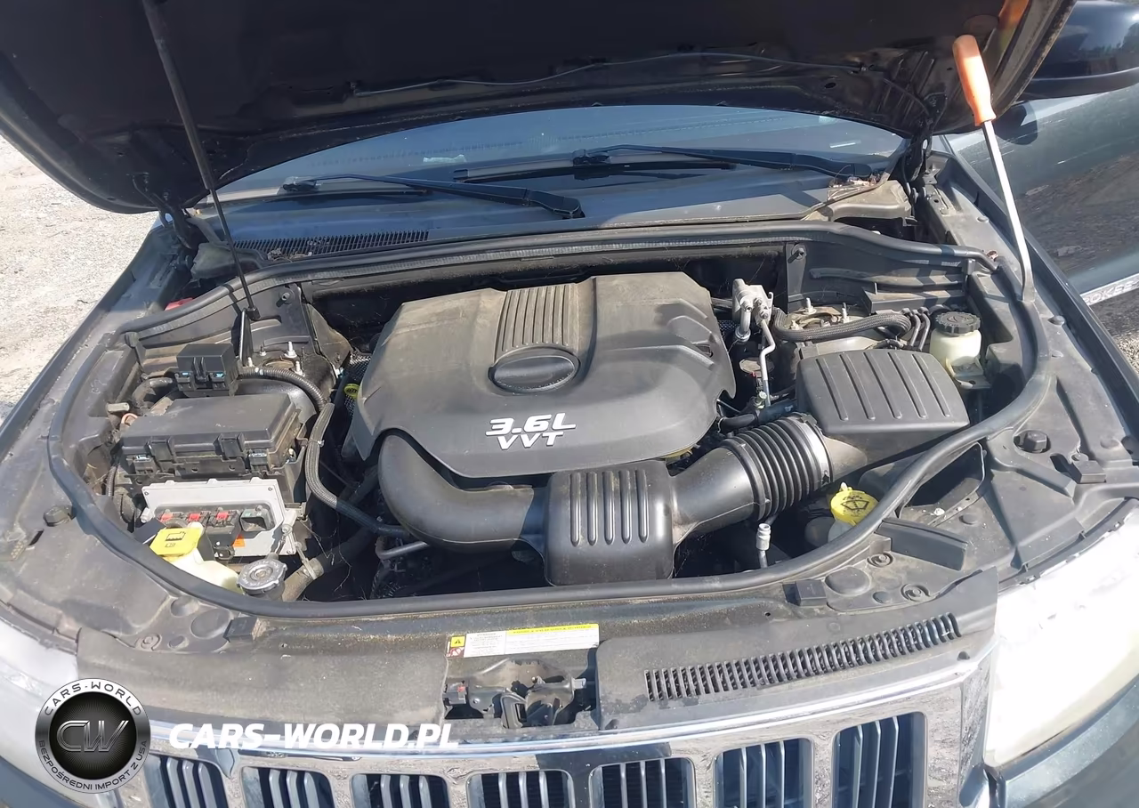 2012 Jeep Grand Cherokee Laredo VIN:1C4RJEAG1CC185806 - 10