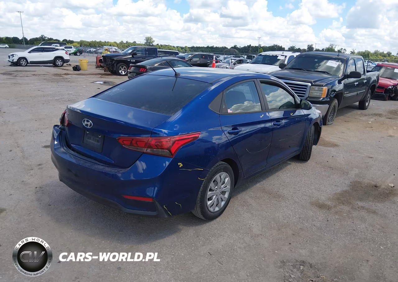 2021 Hyundai Accent Se-Sel VIN:3KPC24A61ME147555 - 4