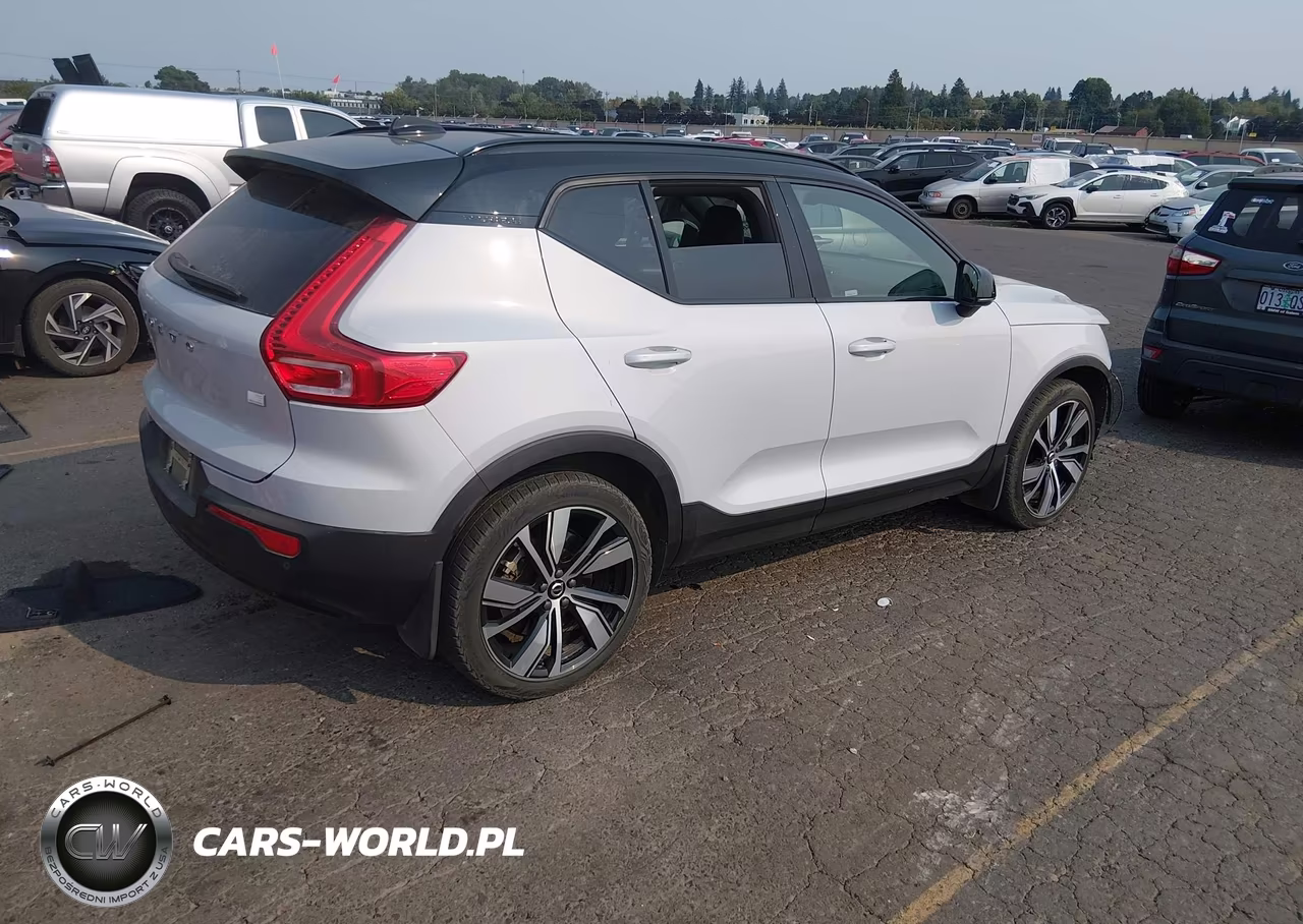 2021 Volvo Xc40 Recharge Pure Electric P8 VIN:YV4ED3URXM2593166 - 4