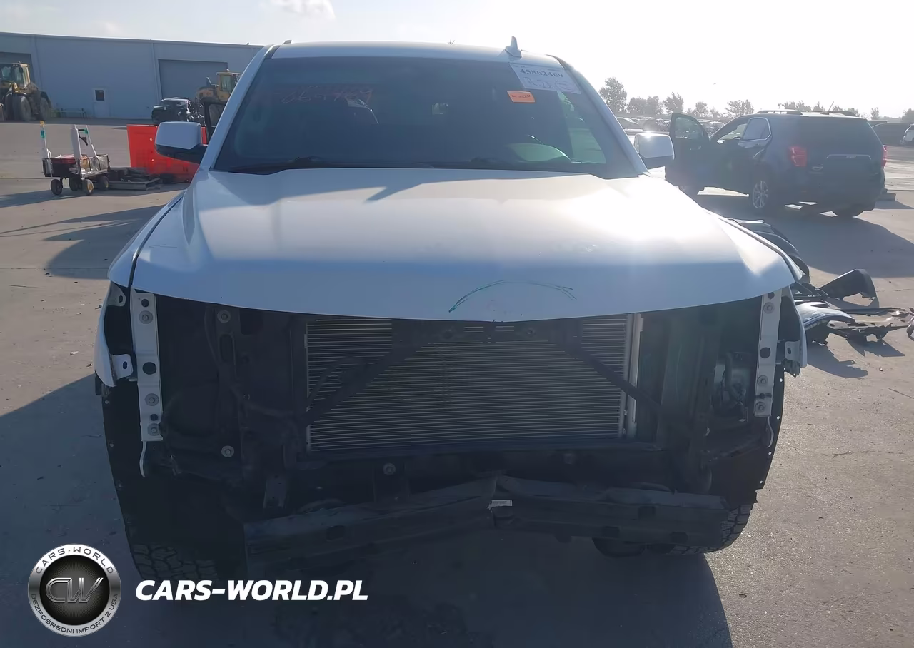 2015 Chevrolet Tahoe Ls VIN:1GNSCAKC2FR502940 - 13