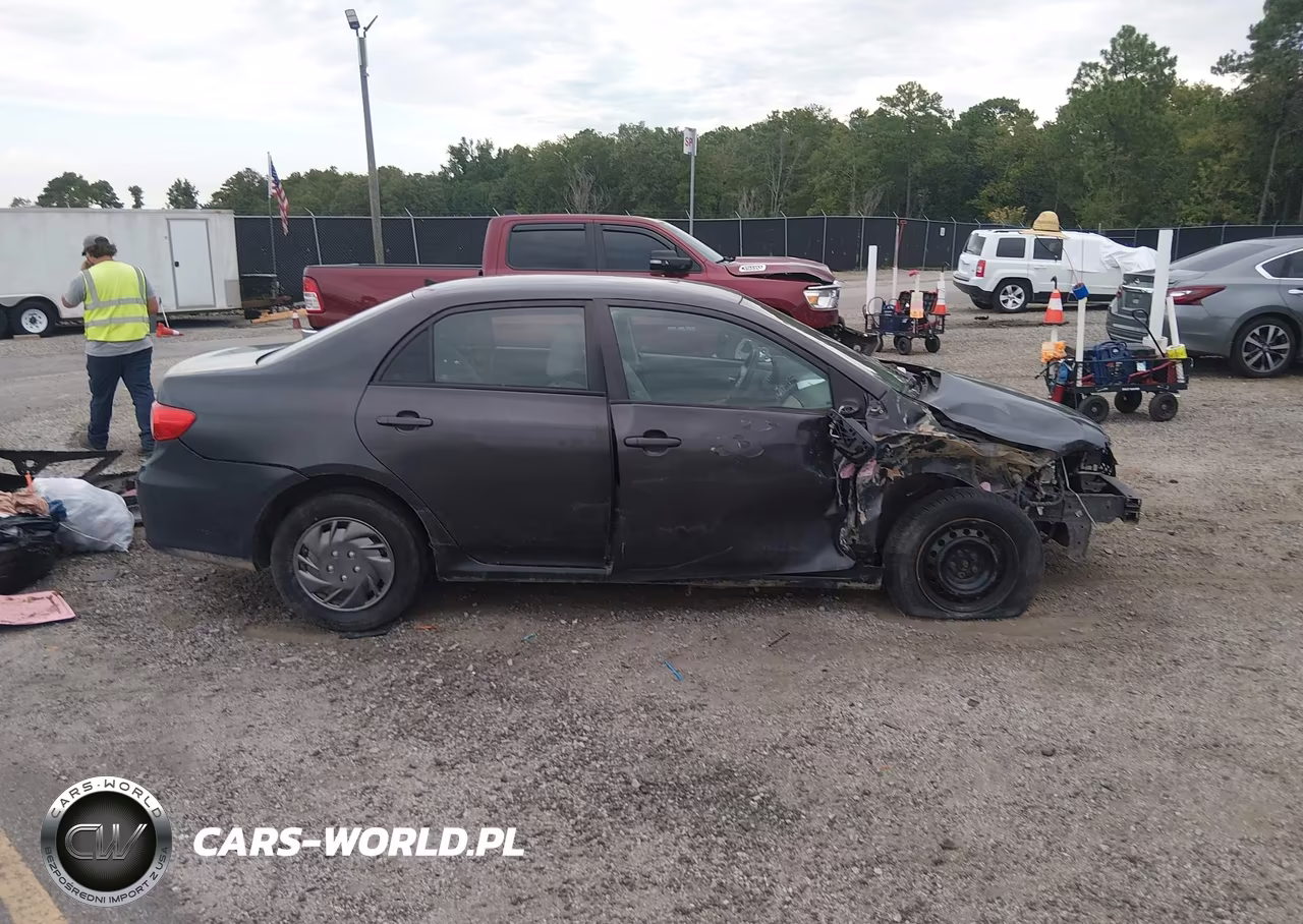 2011 Toyota Corolla Le VIN:2T1BU4EE9BC752846 - 14