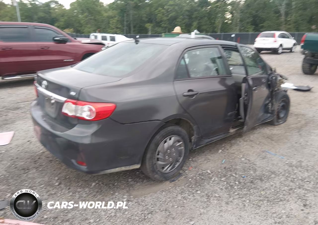 2011 Toyota Corolla Le VIN:2T1BU4EE9BC752846 - 4