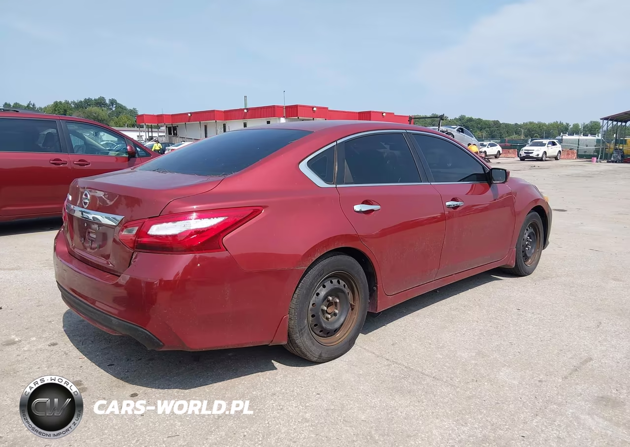 2017 Nissan Altima 2.5 S VIN:1N4AL3AP9HC150892 - 4