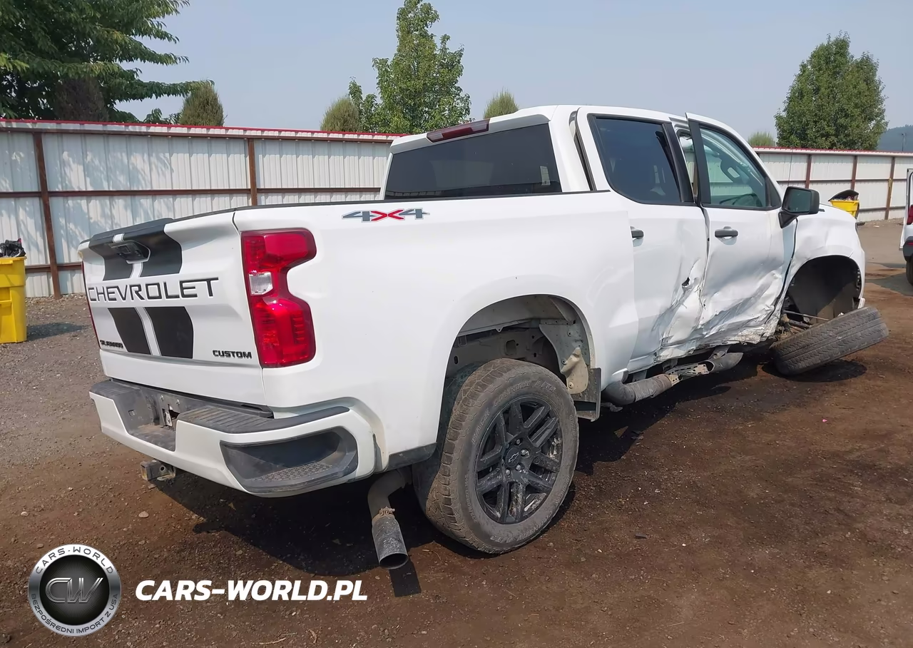 2022 Chevrolet Silverado 1500 4Wd Short Bed Custom VIN:1GCPDBEK7NZ518358 - 4