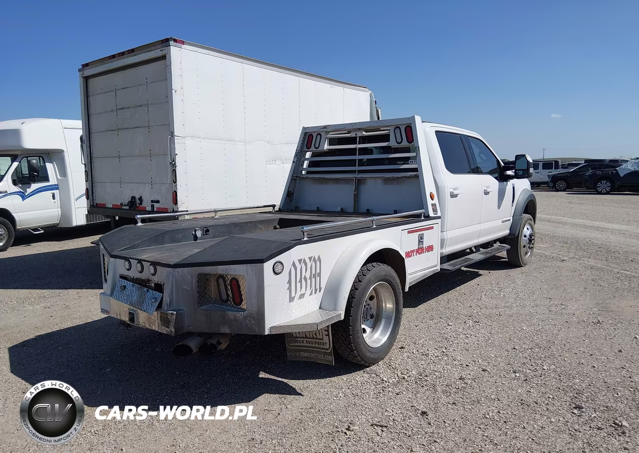 2017 Ford F-550 Chassis Lariat VIN:1FD0W5HT9HEF23408 - 4