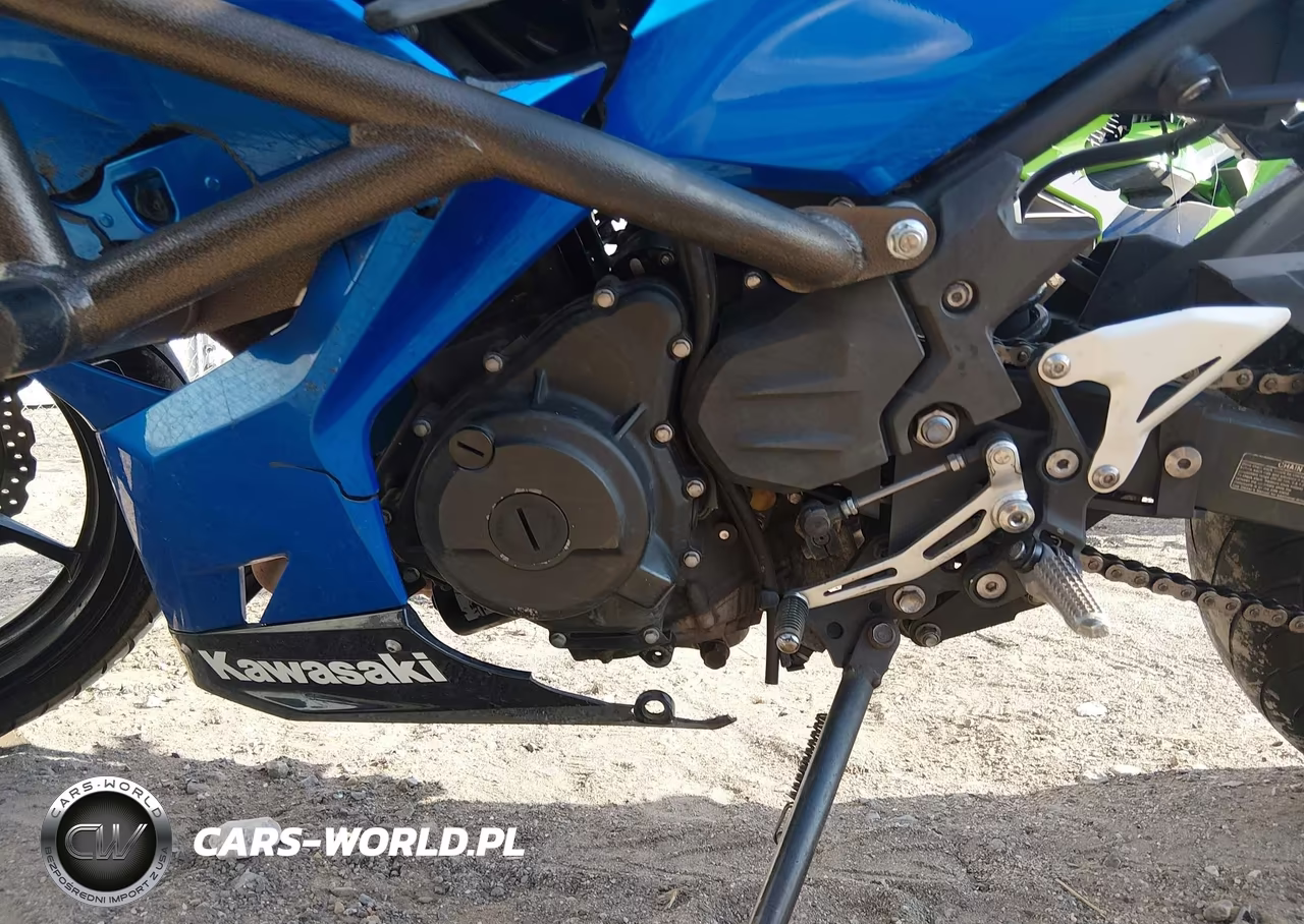 2018 Kawasaki Ex400 VIN:JKAEXKH11JDA13485 - 9