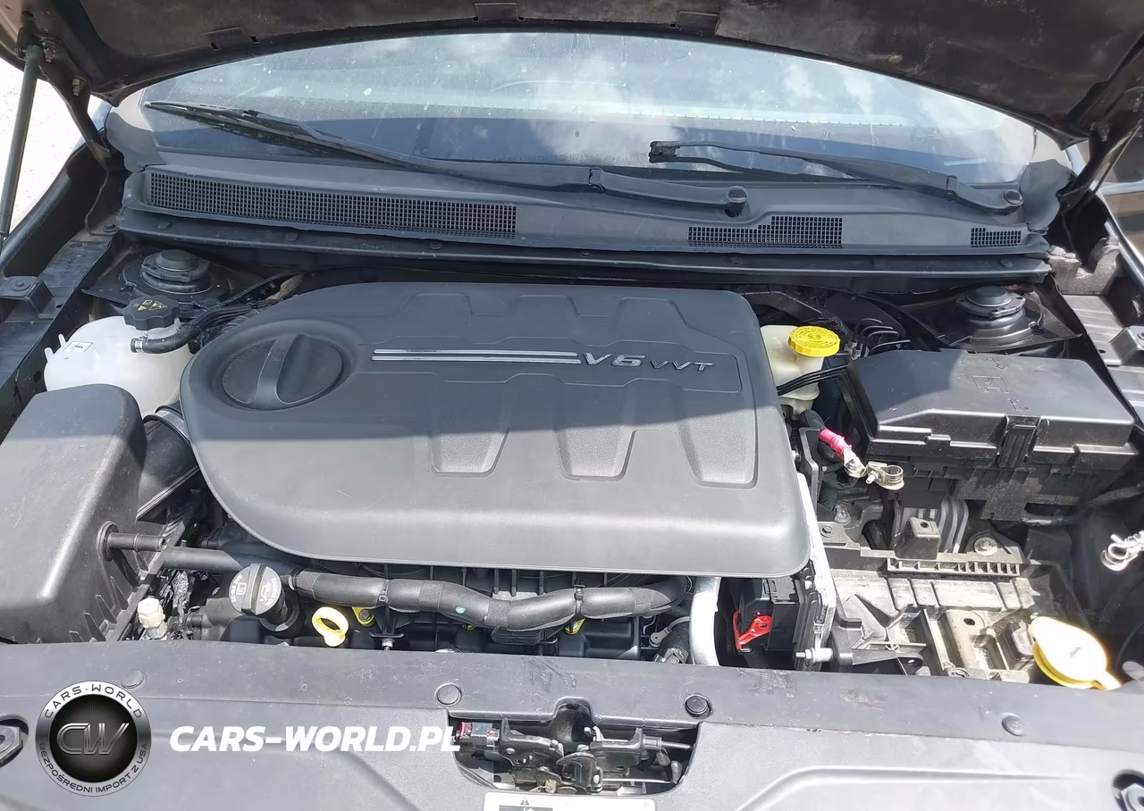 2015 Chrysler 200 S VIN:1C3CCCBG0FN608844 - 10