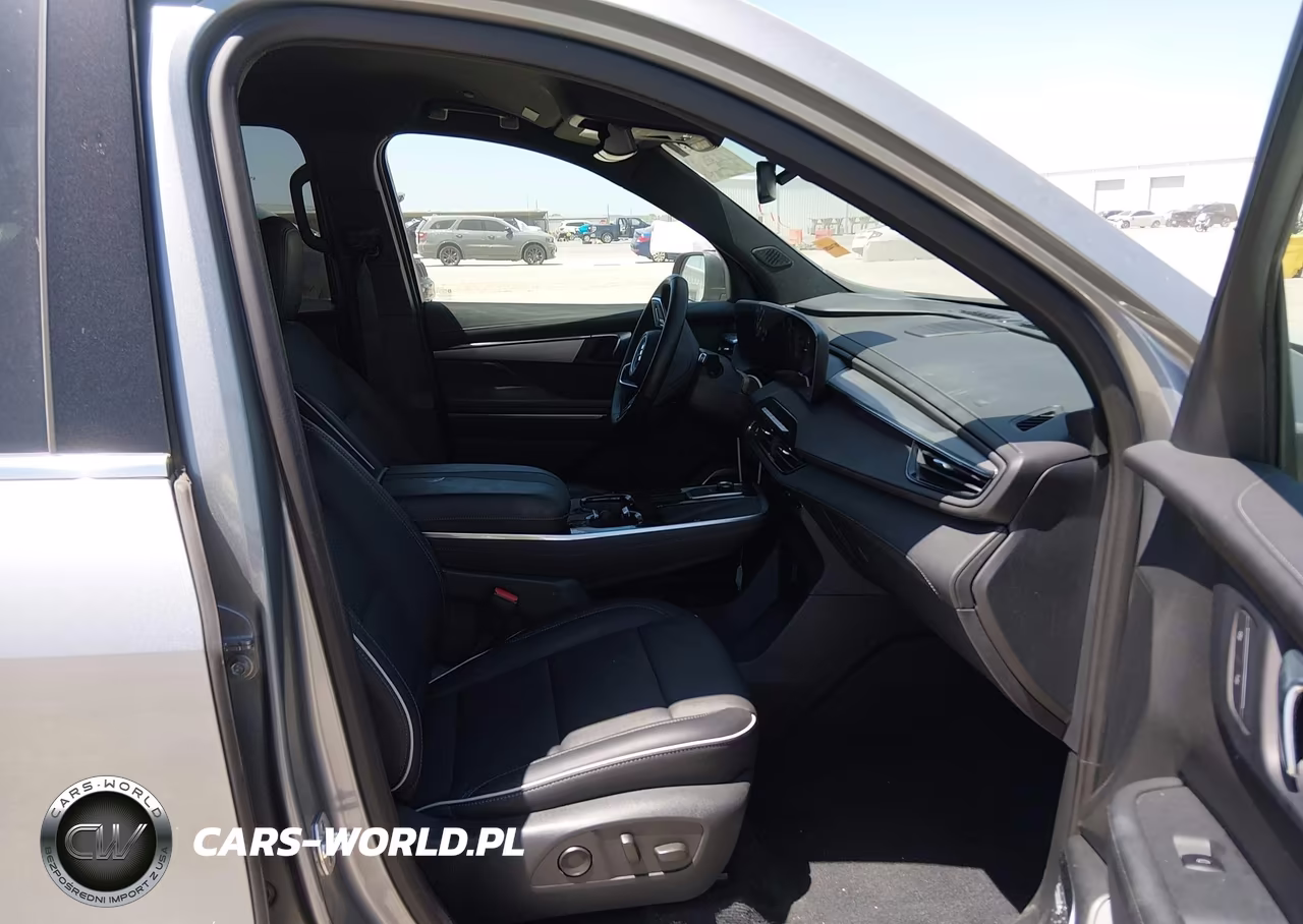 2025 Buick Enclave Preferred Fwd VIN:5GAERARS8SJ219826 - 5