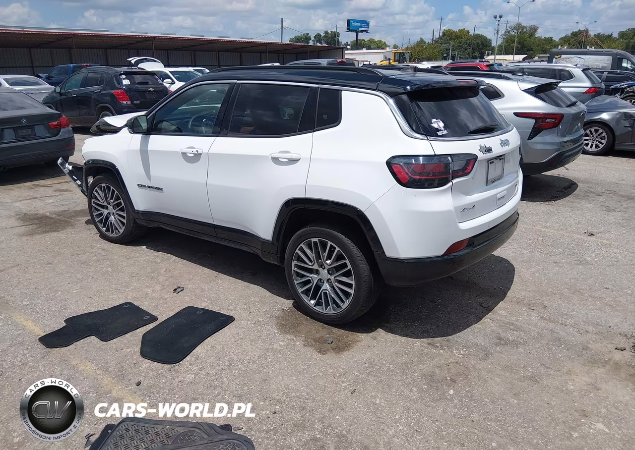 2024 Jeep Compass Limited 4X4 VIN:3C4NJDCN6RT592800 - 3