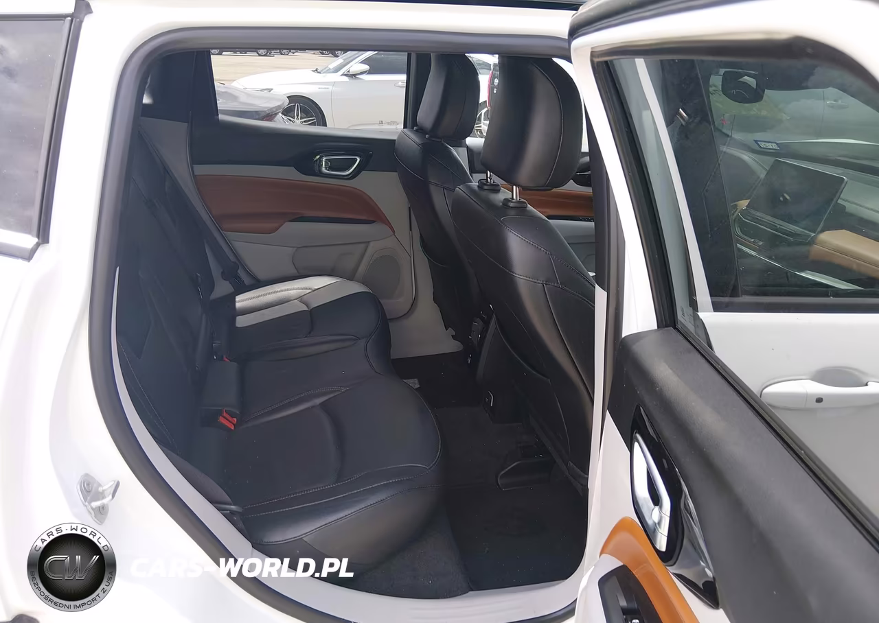 2024 Jeep Compass Limited 4X4 VIN:3C4NJDCN6RT592800 - 8