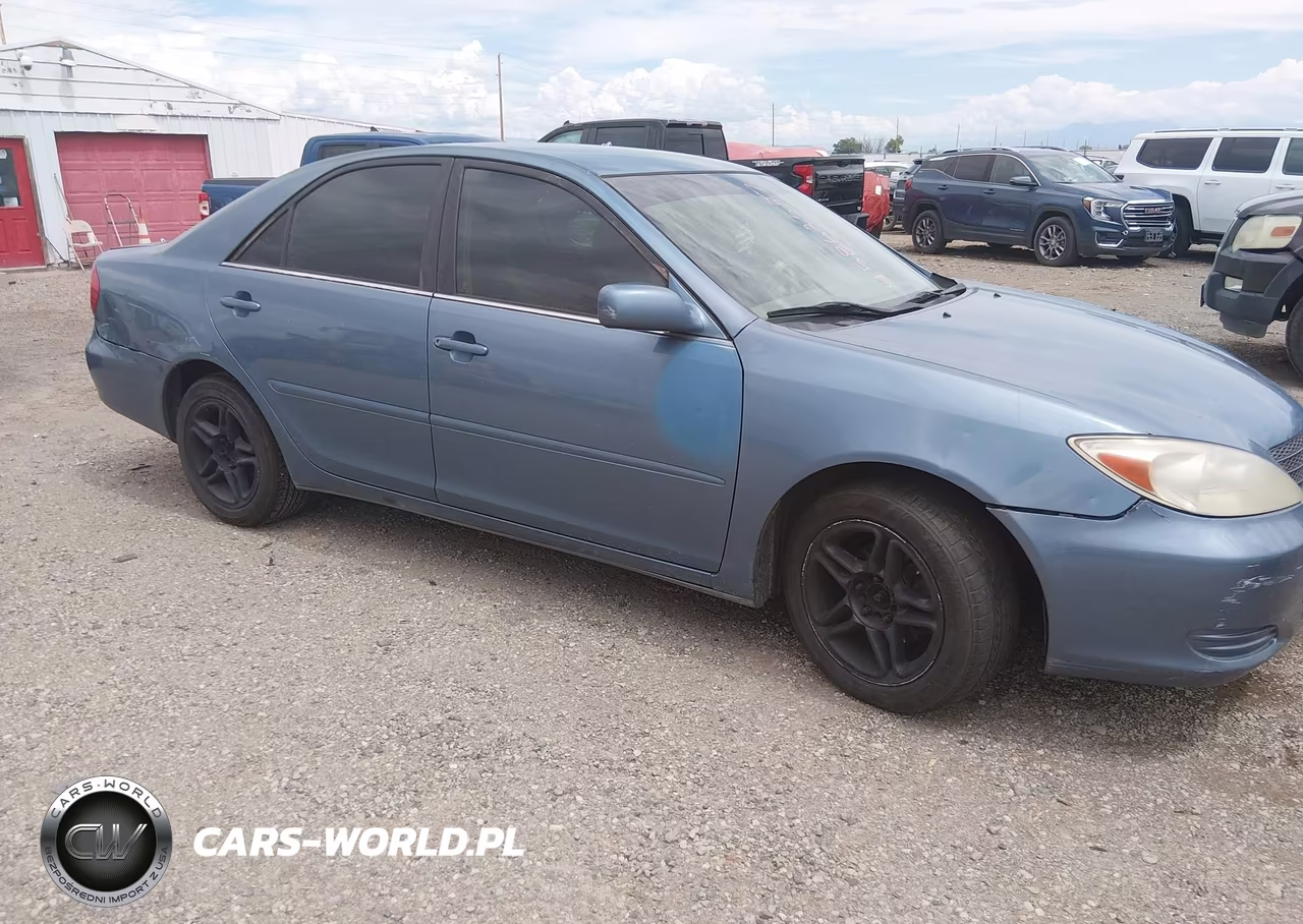 2004 Toyota Camry Le