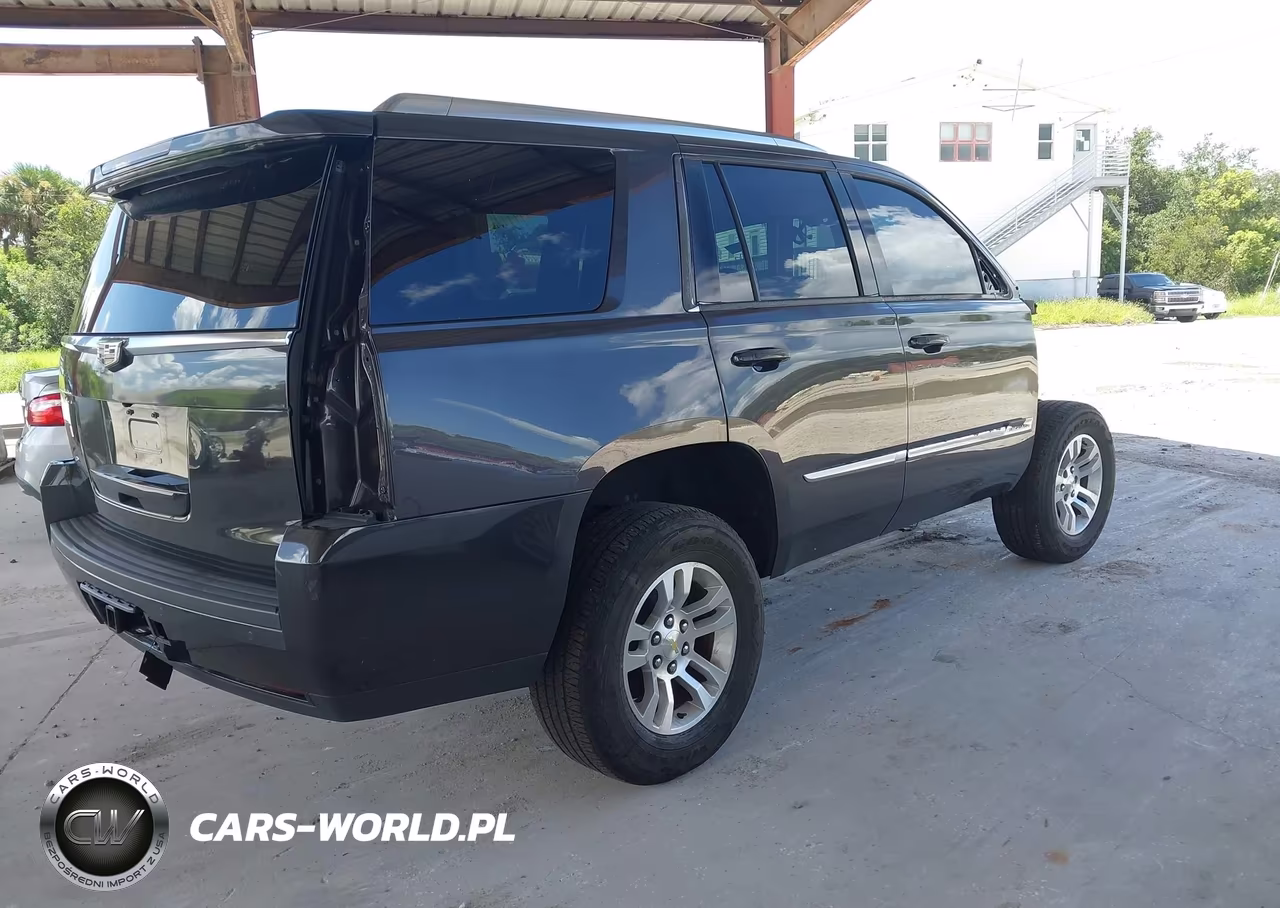 2016 Cadillac Escalade Luxury Collection VIN:1GYS3BKJ4GR351656 - 4