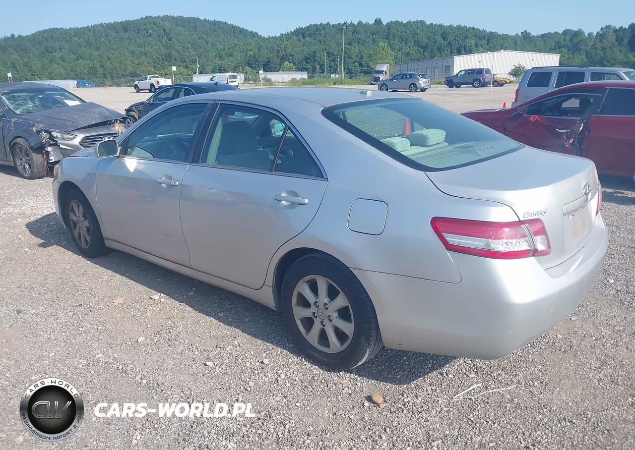 2010 Toyota Camry Le VIN:4T1BF3EK7AU062634 - 3