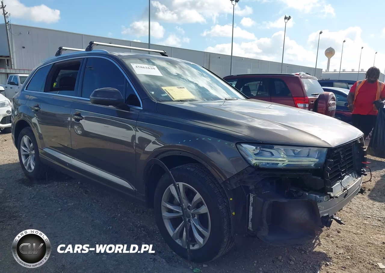 2017 Audi Q7 3.0T Premium VIN:WA1LAAF70HD026052 - 1