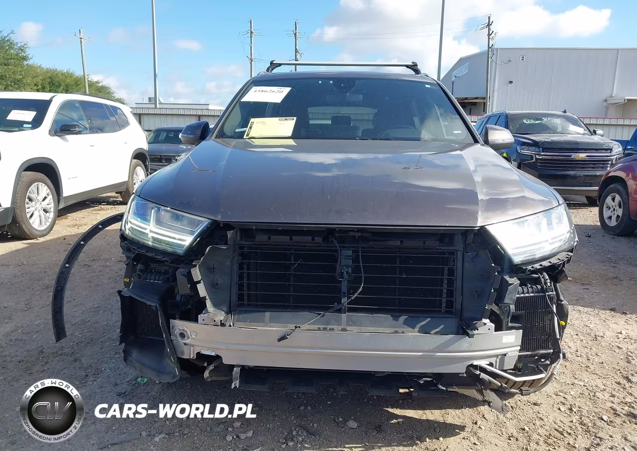 2017 Audi Q7 3.0T Premium VIN:WA1LAAF70HD026052 - 13