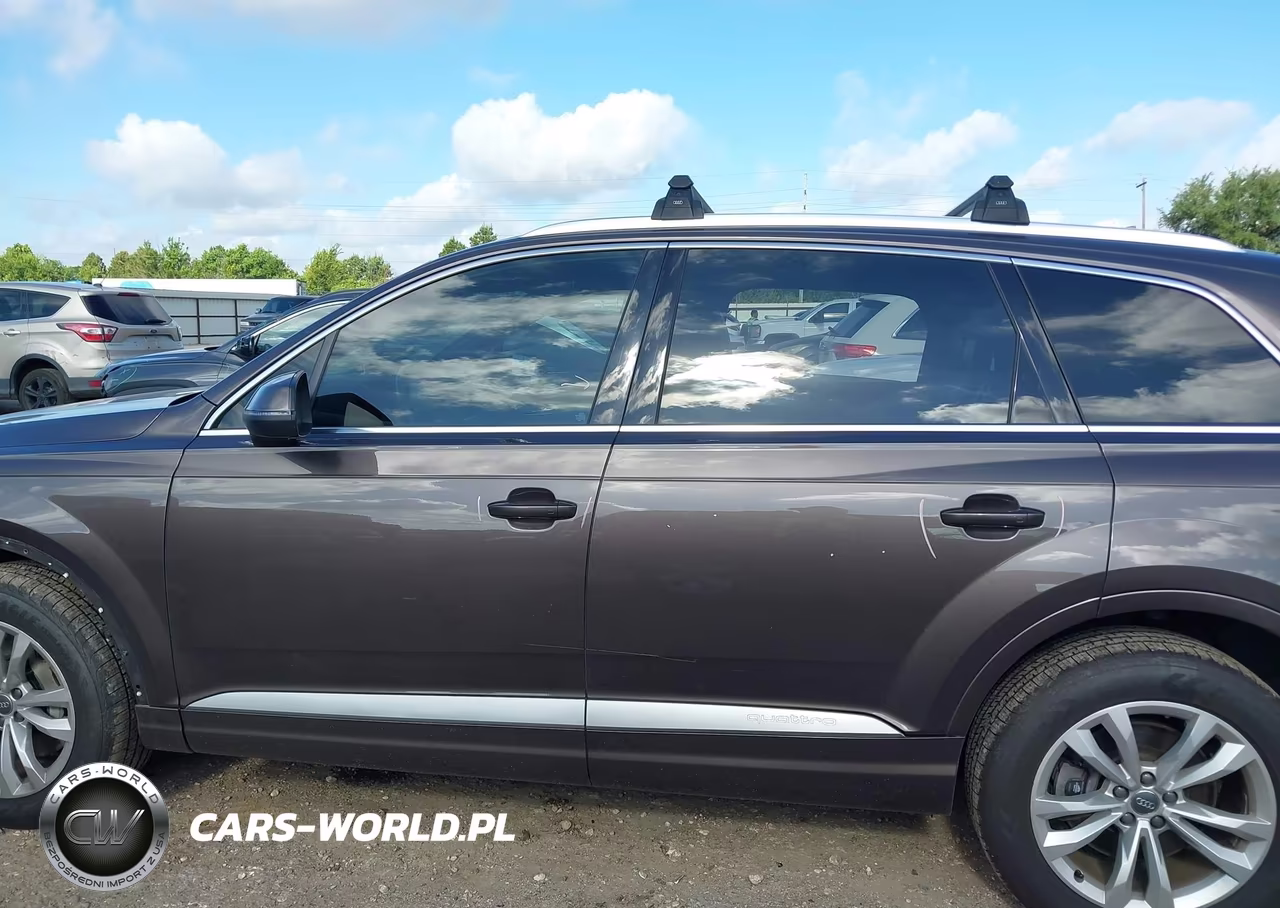 2017 Audi Q7 3.0T Premium VIN:WA1LAAF70HD026052 - 15