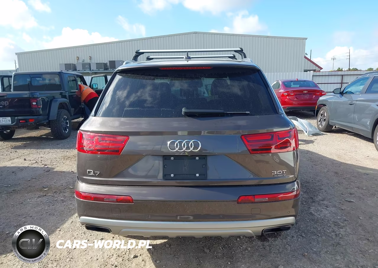 2017 Audi Q7 3.0T Premium VIN:WA1LAAF70HD026052 - 17