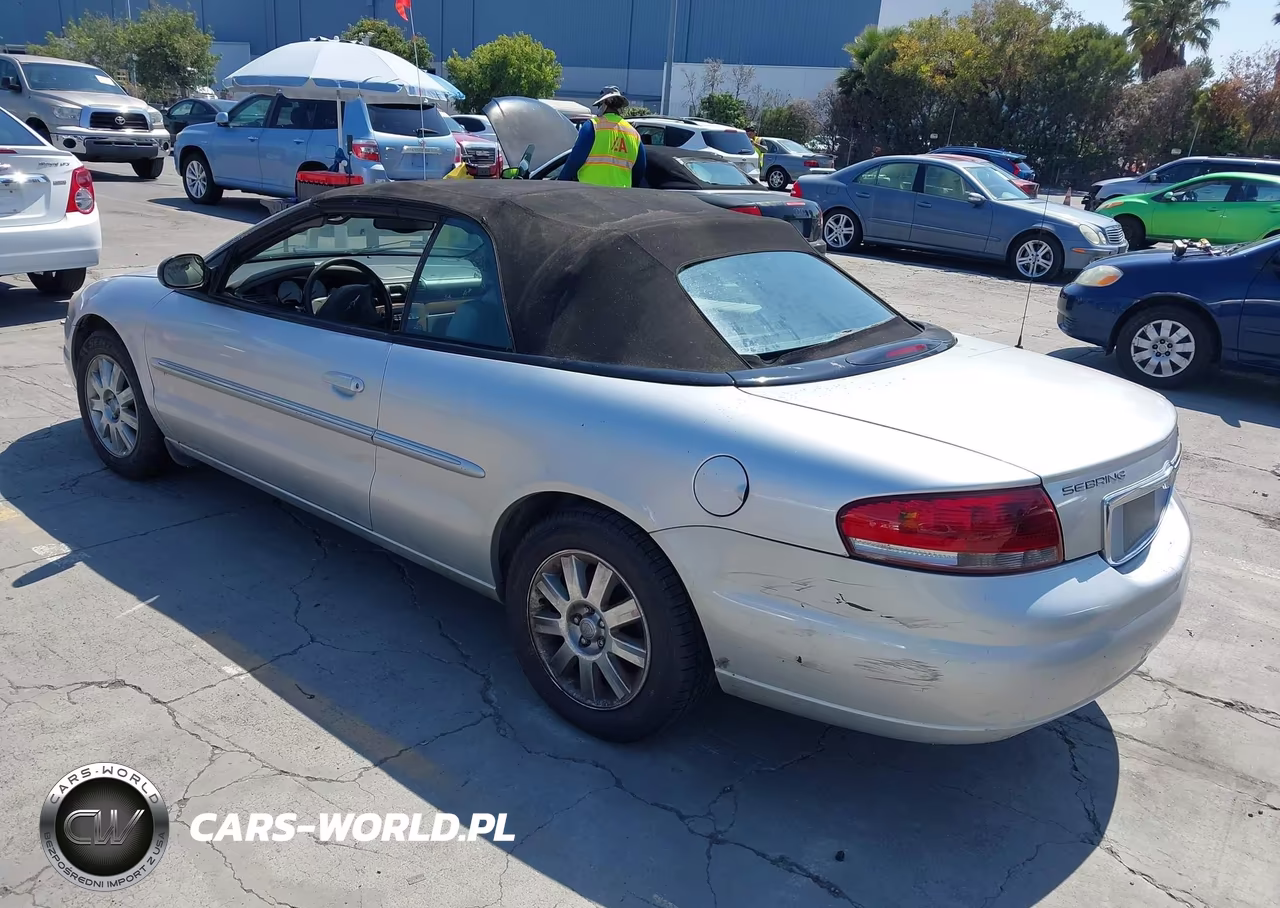 2005 Chrysler Sebring Limited VIN:1C3EL65R25N645982 - 3