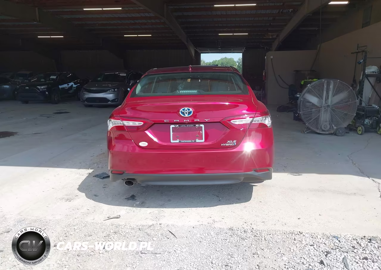 2020 Toyota Camry Hybrid Xle VIN:4T1F31AK0LU543445 - 16