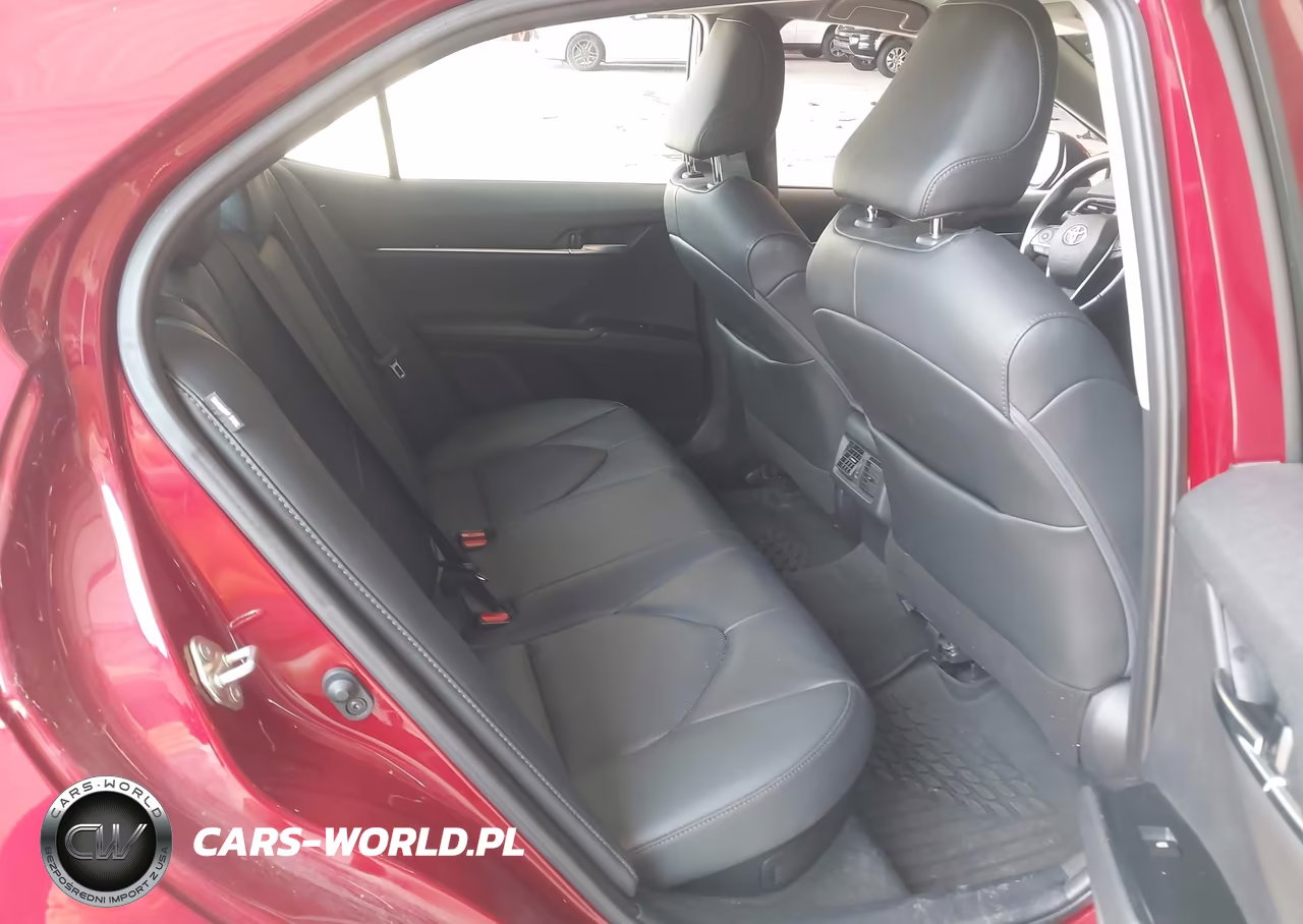 2020 Toyota Camry Hybrid Xle VIN:4T1F31AK0LU543445 - 8
