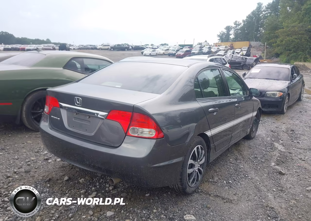 2010 Honda Civic Lx VIN:2HGFA1F50AH329425 - 4