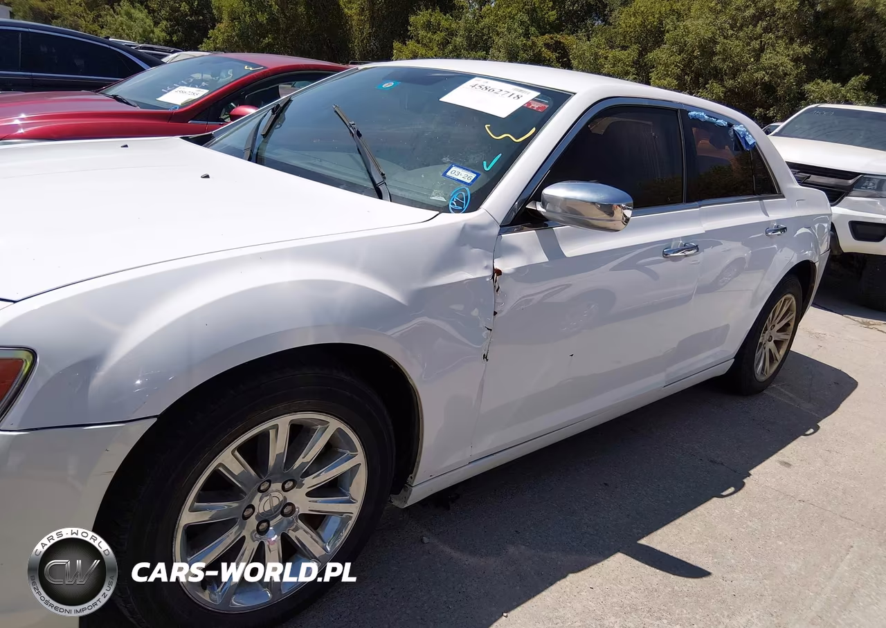 2012 Chrysler 300 Limited VIN:2C3CCACG8CH221725 - 6