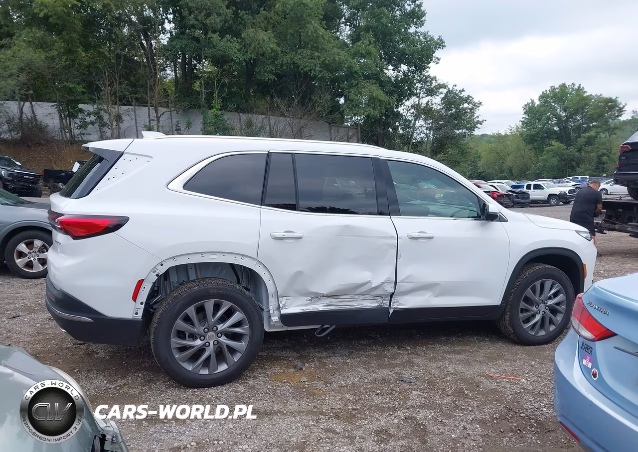 2026 Buick Enclave Preferred Fwd VIN:5GAEVAKSXTJ376796 - 13