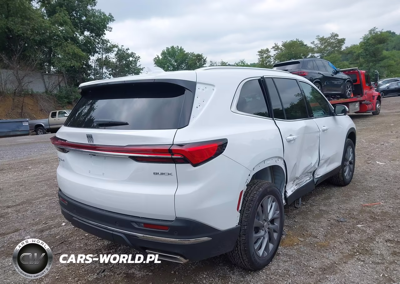 2026 Buick Enclave Preferred Fwd VIN:5GAEVAKSXTJ376796 - 4