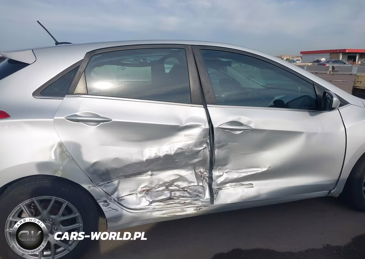 2017 Hyundai Elantra Gt VIN:KMHD35LH3HU356630 - 13