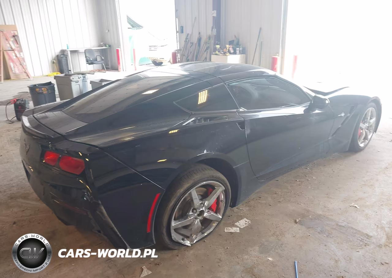 2014 Chevrolet Corvette Stingray VIN:1G1YD2D75E5134676 - 4