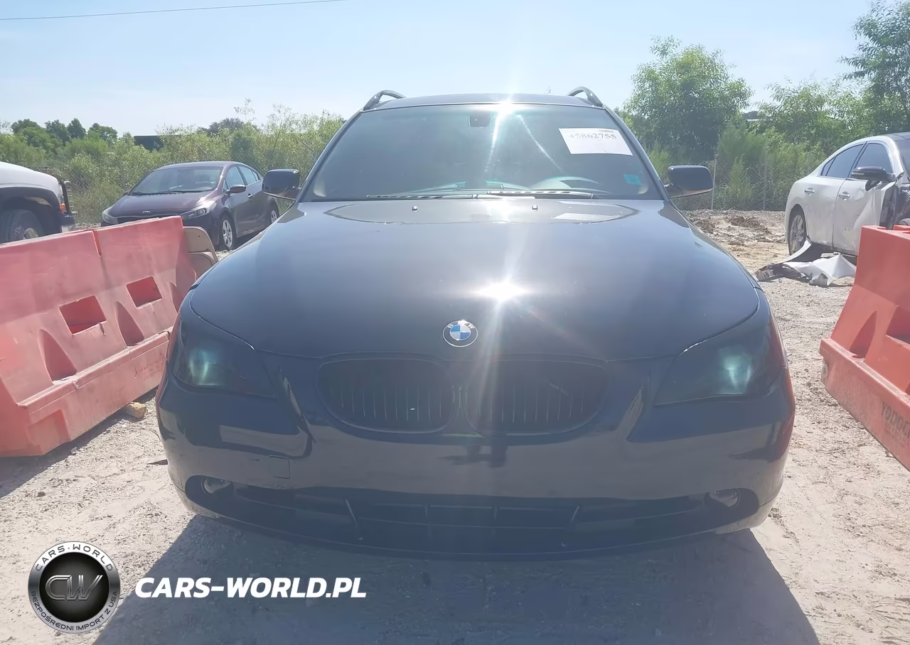 2007 BMW 530Xit VIN:WBANN73567CN04369 - 6