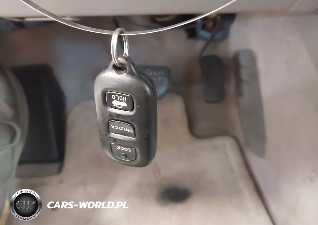 2004 Toyota Camry Xle VIN:4T1BE30K04U288917 - 11