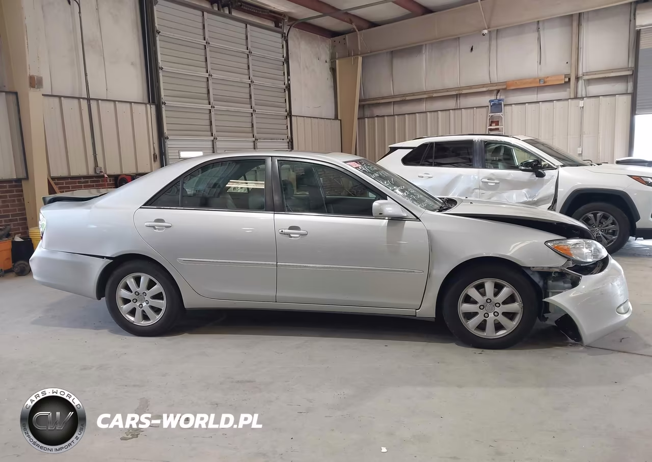 2004 Toyota Camry Xle VIN:4T1BE30K04U288917 - 13