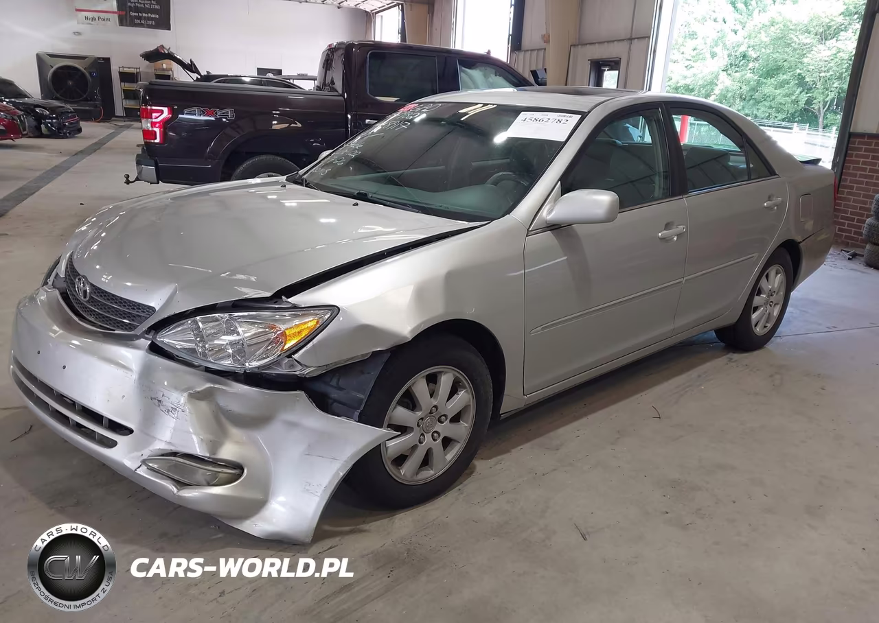 2004 Toyota Camry Xle VIN:4T1BE30K04U288917 - 2