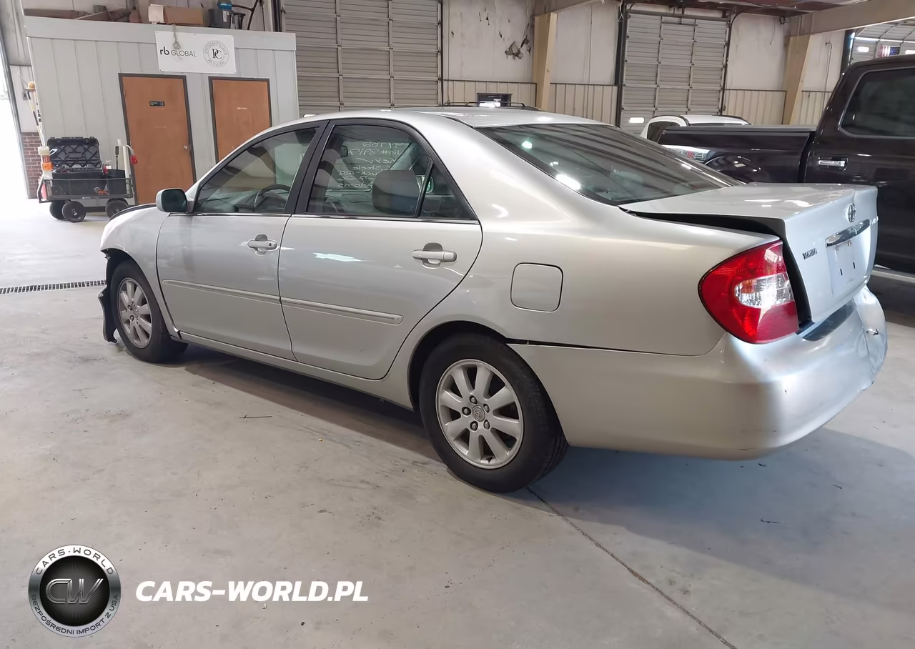 2004 Toyota Camry Xle VIN:4T1BE30K04U288917 - 3