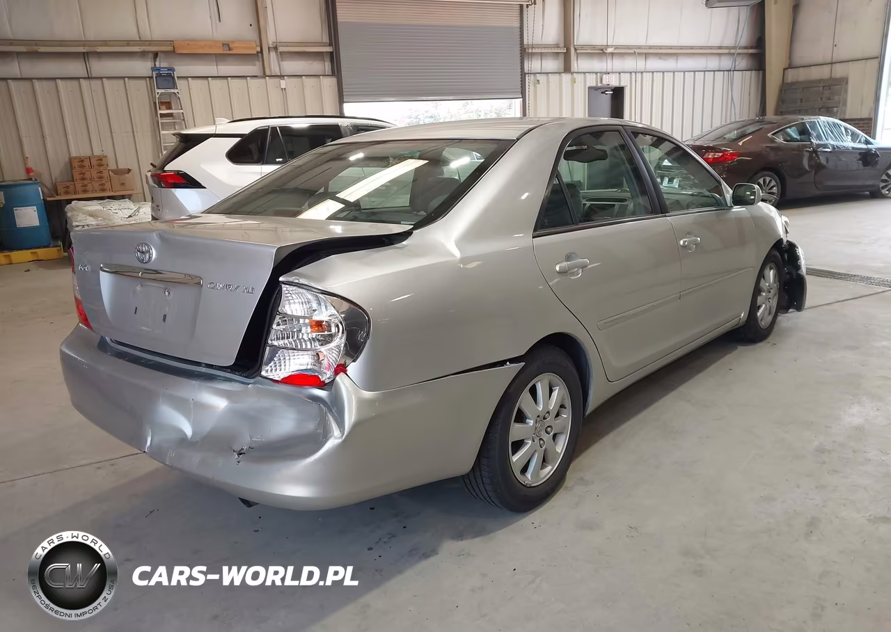 2004 Toyota Camry Xle VIN:4T1BE30K04U288917 - 4