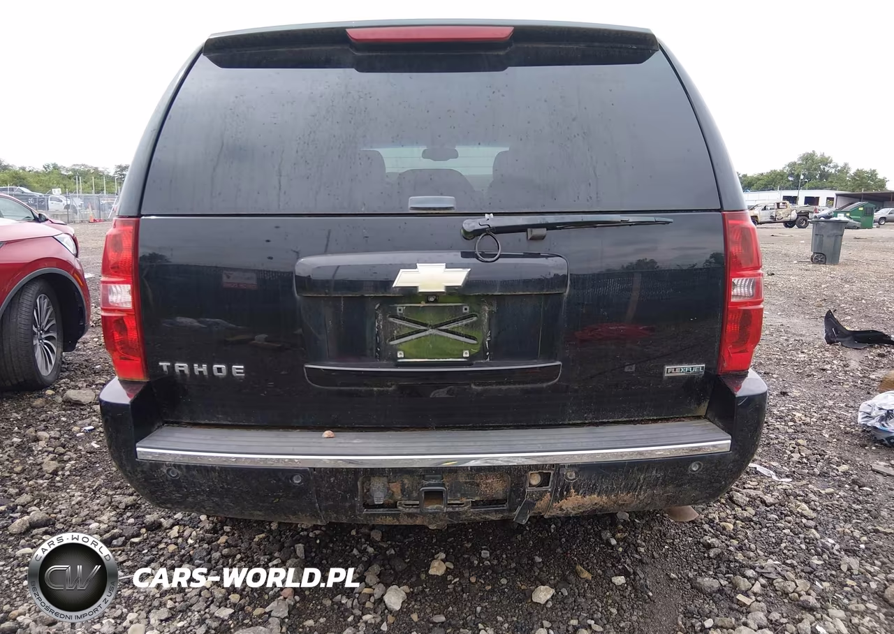 2010 Chevrolet Tahoe Ltz VIN:1GNUKCE08AR268255 - 16