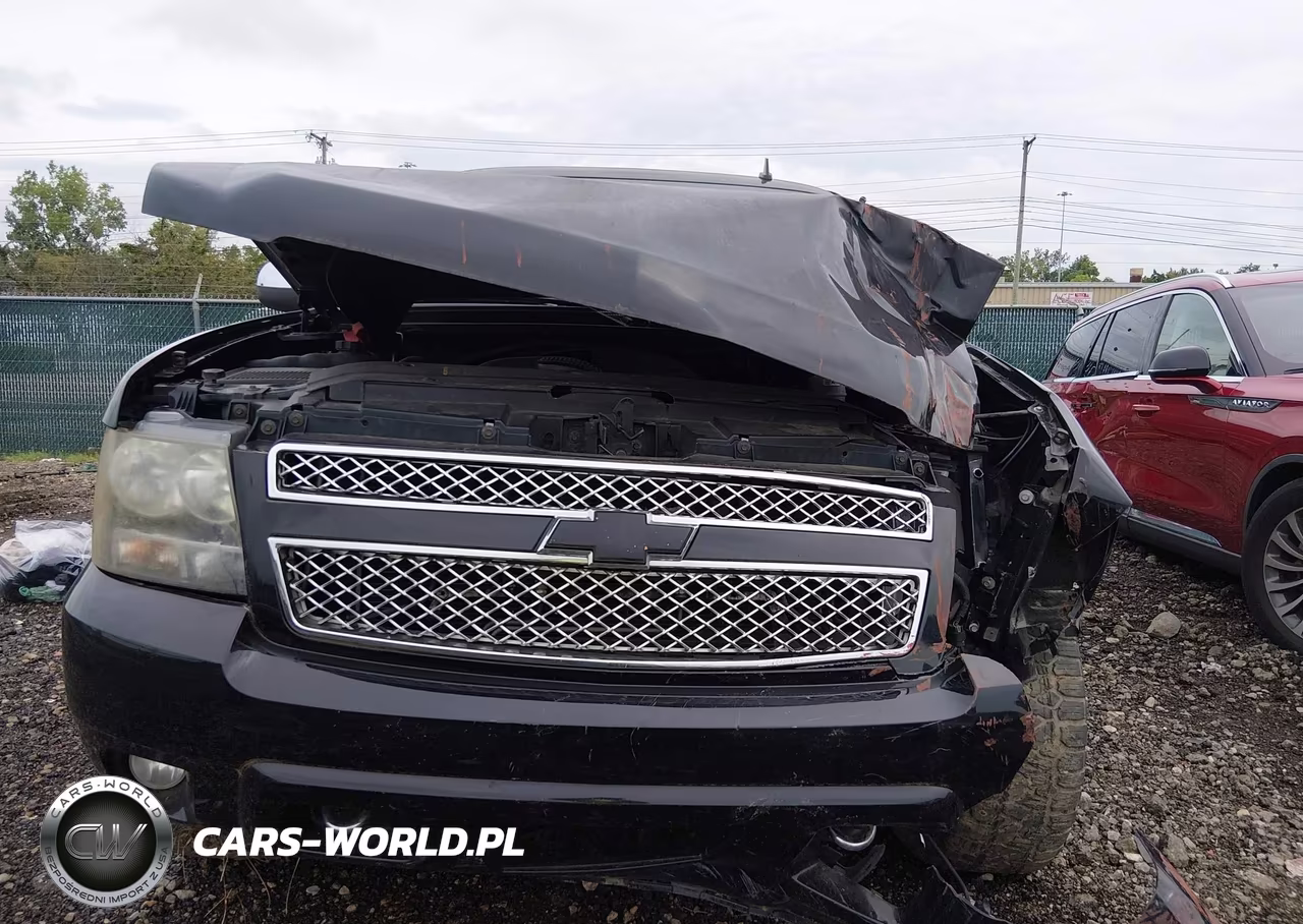 2010 Chevrolet Tahoe Ltz VIN:1GNUKCE08AR268255 - 6